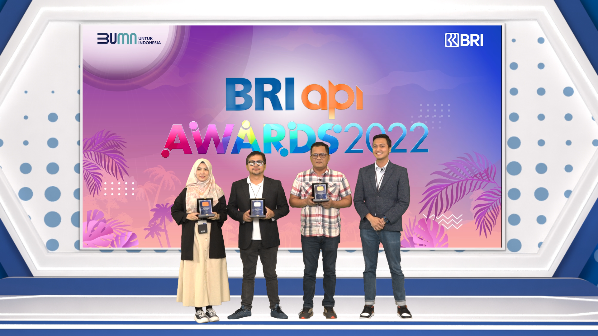 #LookingBack BRIAPI Awards 2022: Appreciation from BRI towards Partners and Marketing Staffs for their Achievements with BRIAPI Products and Services